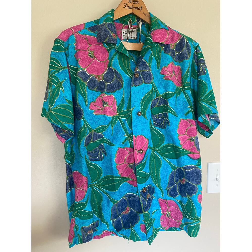 Blue Green Pink Purple Floral Vintage Sun Fashions Hawaii Aloha Vacation Shirt